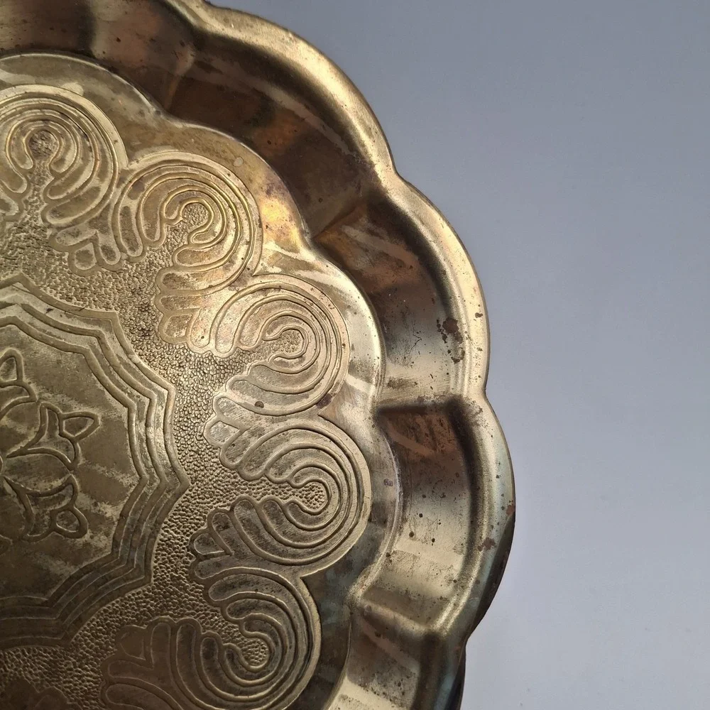 Brass Scalloped Dish Tray Etched Floral Swirl Valet Trinket Catchall Vtg 6.5